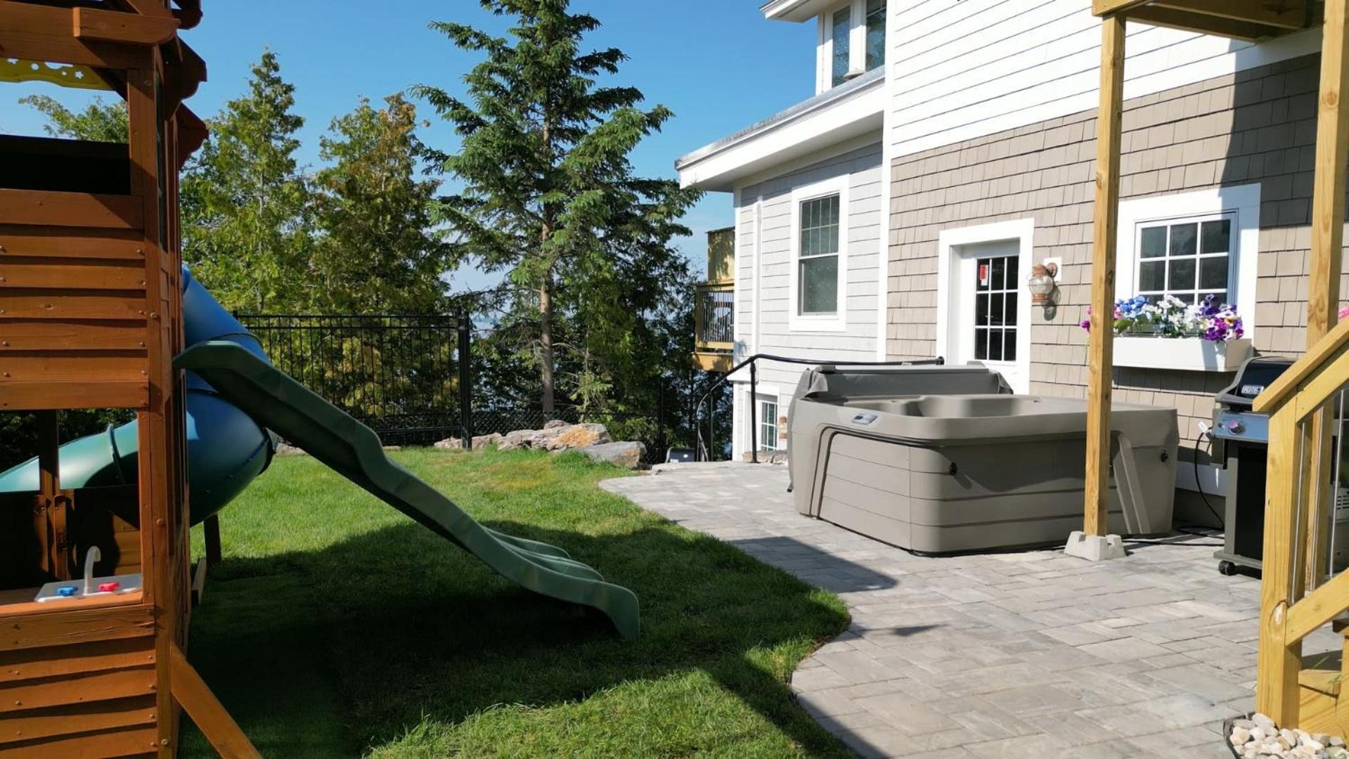 Loza House Adirondack Skydeck Unit Lake Front Plattsburgh Exterior photo