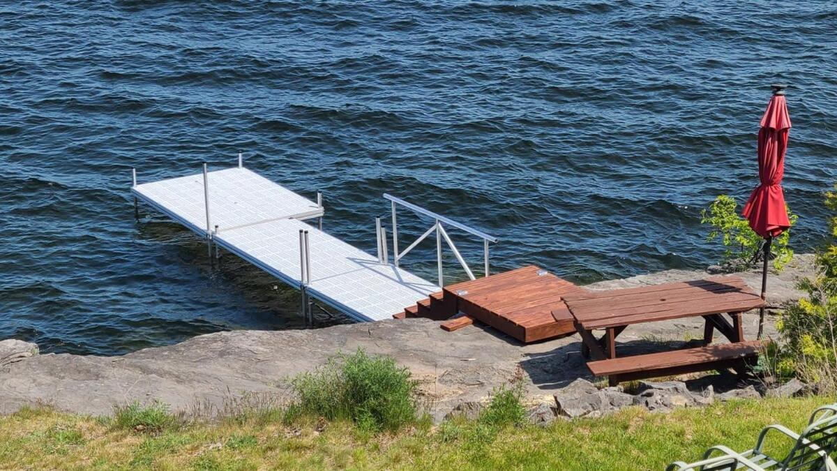 Loza House Adirondack Skydeck Unit Lake Front Plattsburgh Exterior photo